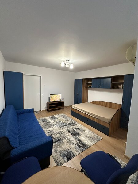 Berceni, Turnu Magurele, Obregia, bloc stradal, mobilata, utilata