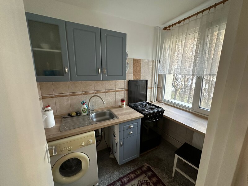 Berceni, Turnu Magurele, Obregia, bloc stradal, mobilata, utilata