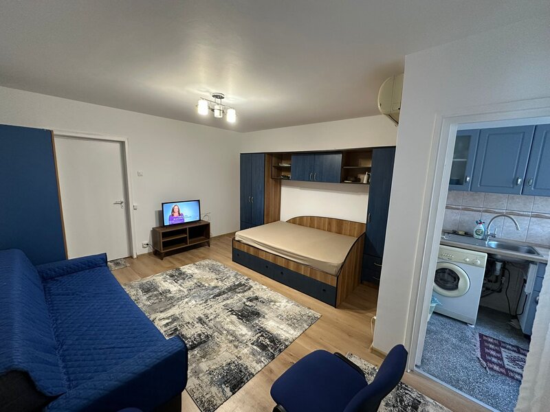 Berceni, Turnu Magurele, Obregia, bloc stradal, mobilata, utilata