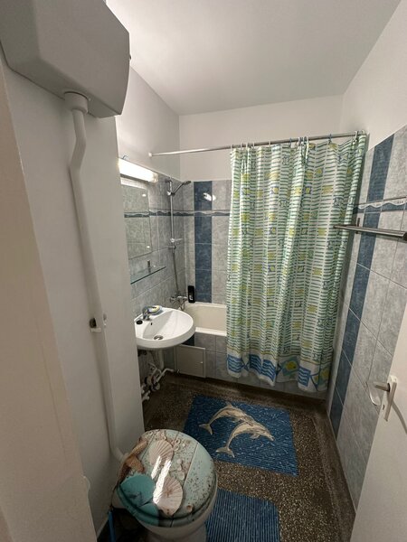 Berceni, Turnu Magurele, Obregia, bloc stradal, mobilata, utilata